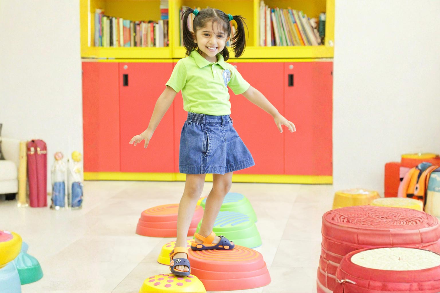 Stress-free playful learning environment at Podar Jumbo Kids